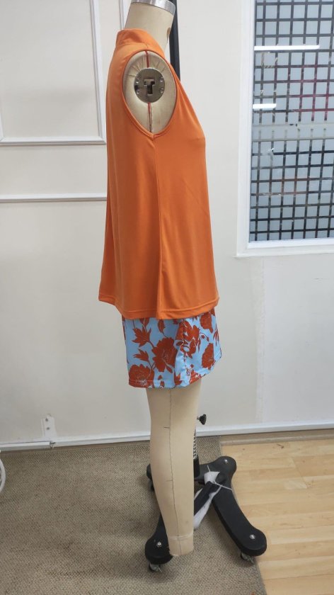 Kadın Askılı V Yakalı Sandy Bluz Ve Desenli Short Ikili Takım , 35938