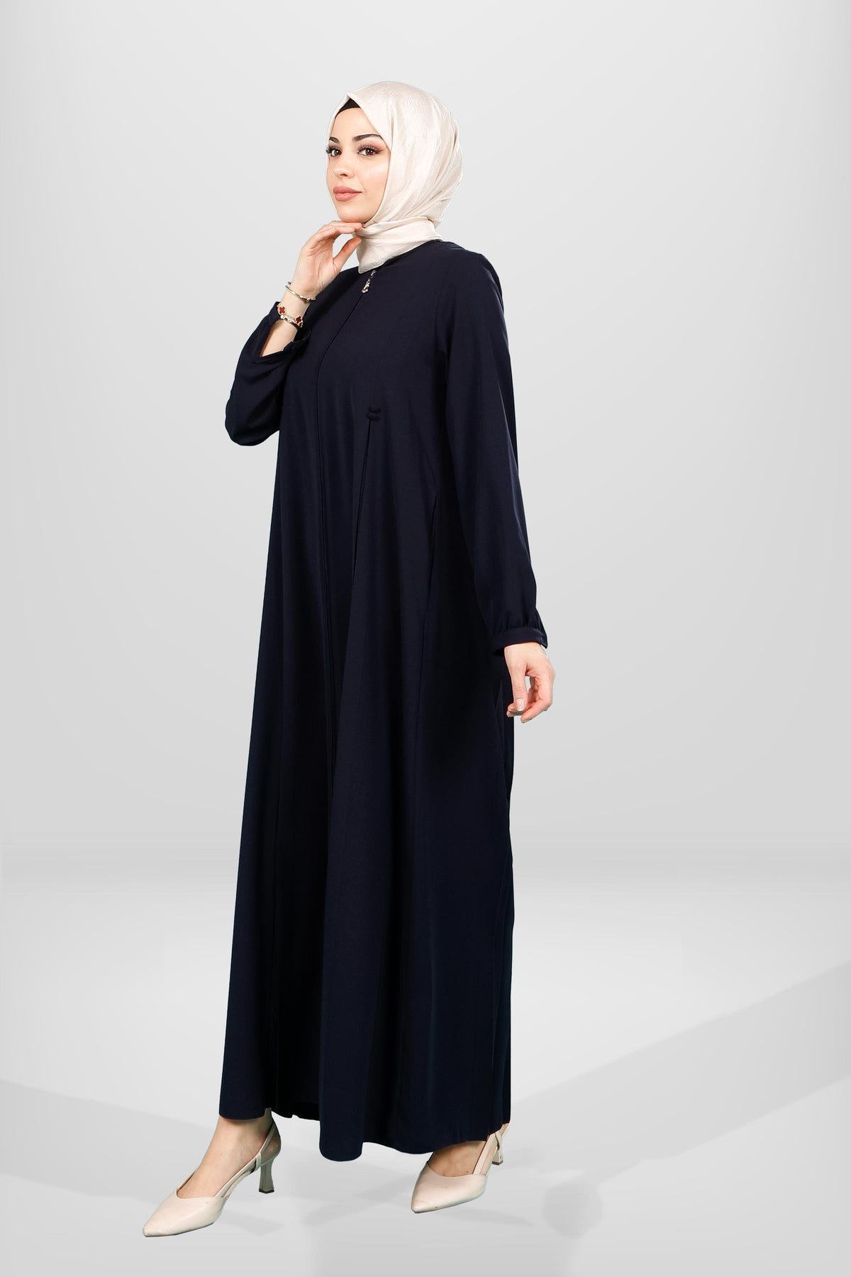 3713 Hooded Abaya
