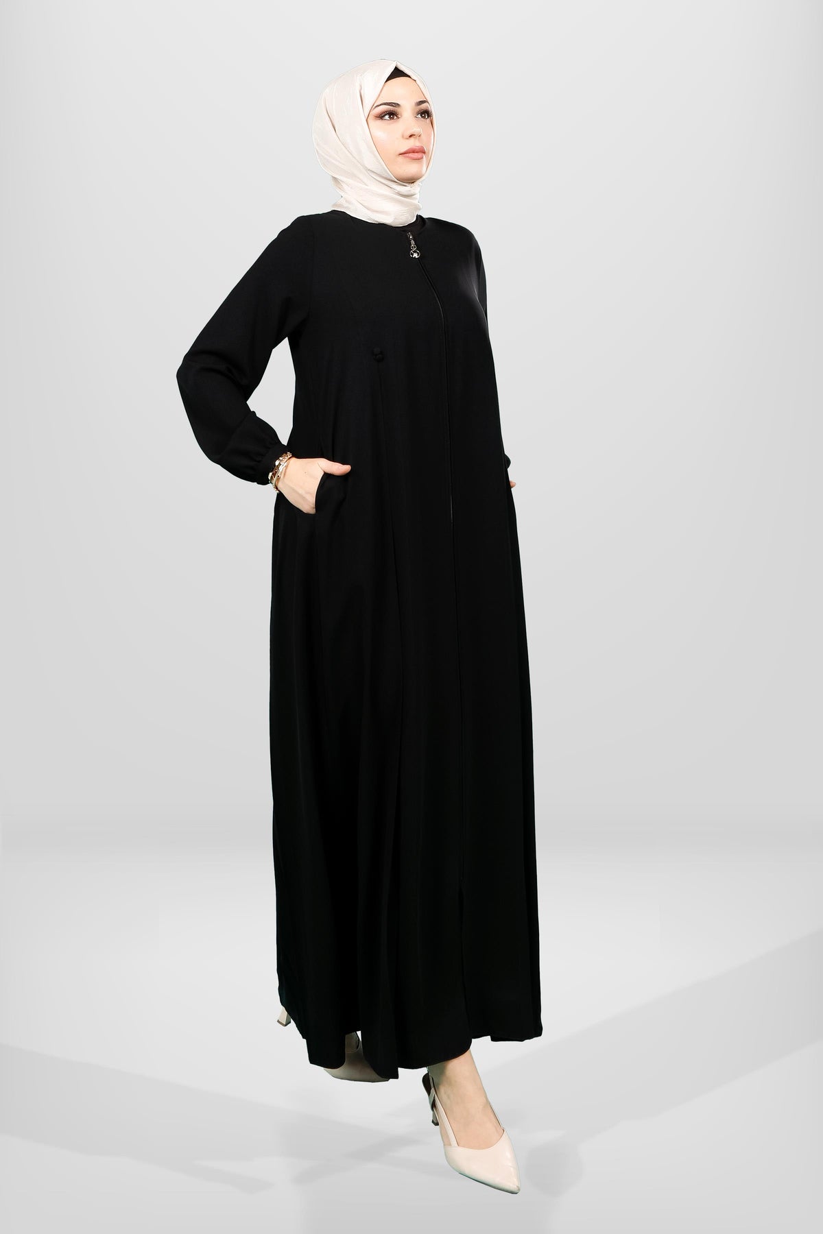 3713 Hooded Abaya