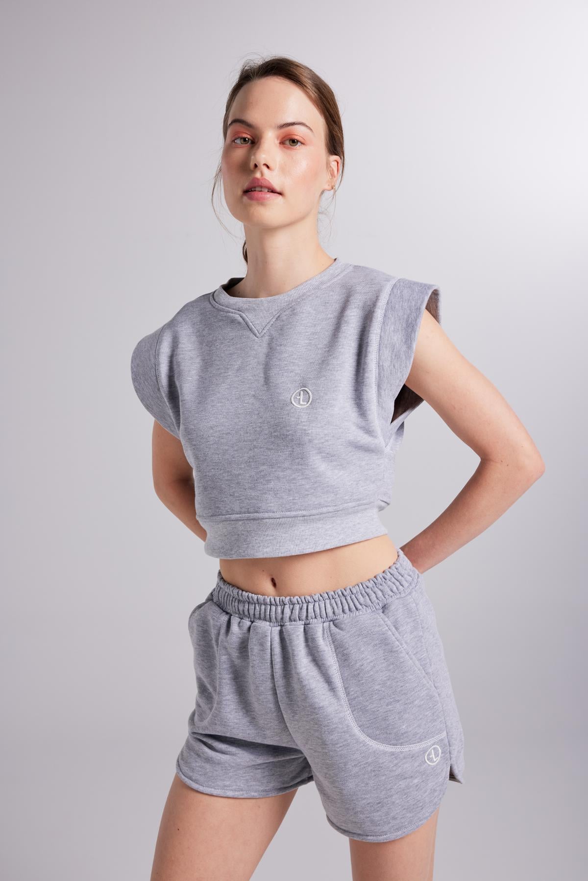Crop Kesim Kontrast Dikişli Rhode Tshirt Gri