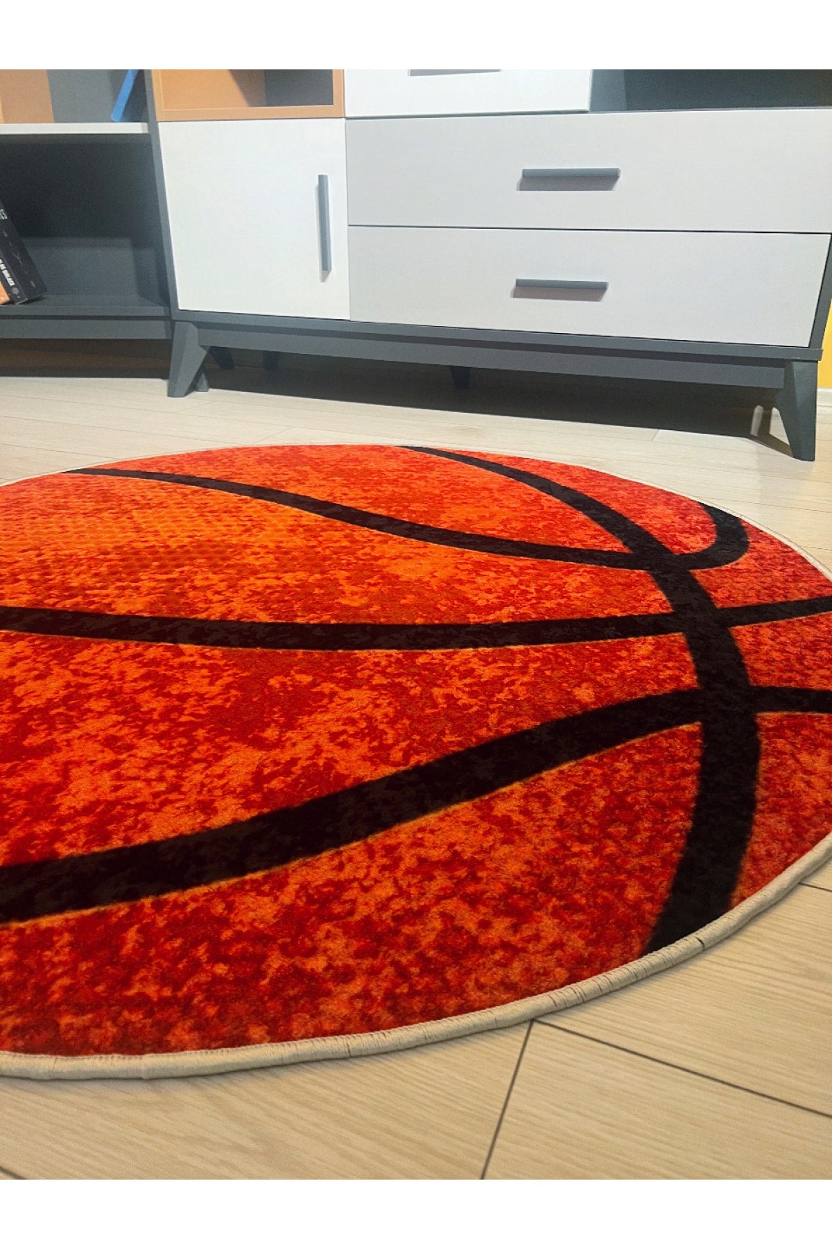 Basketbol Topu Desenli Yıkanabilir Yuvarlak Çocuk Genç Halısı - Turuncu
