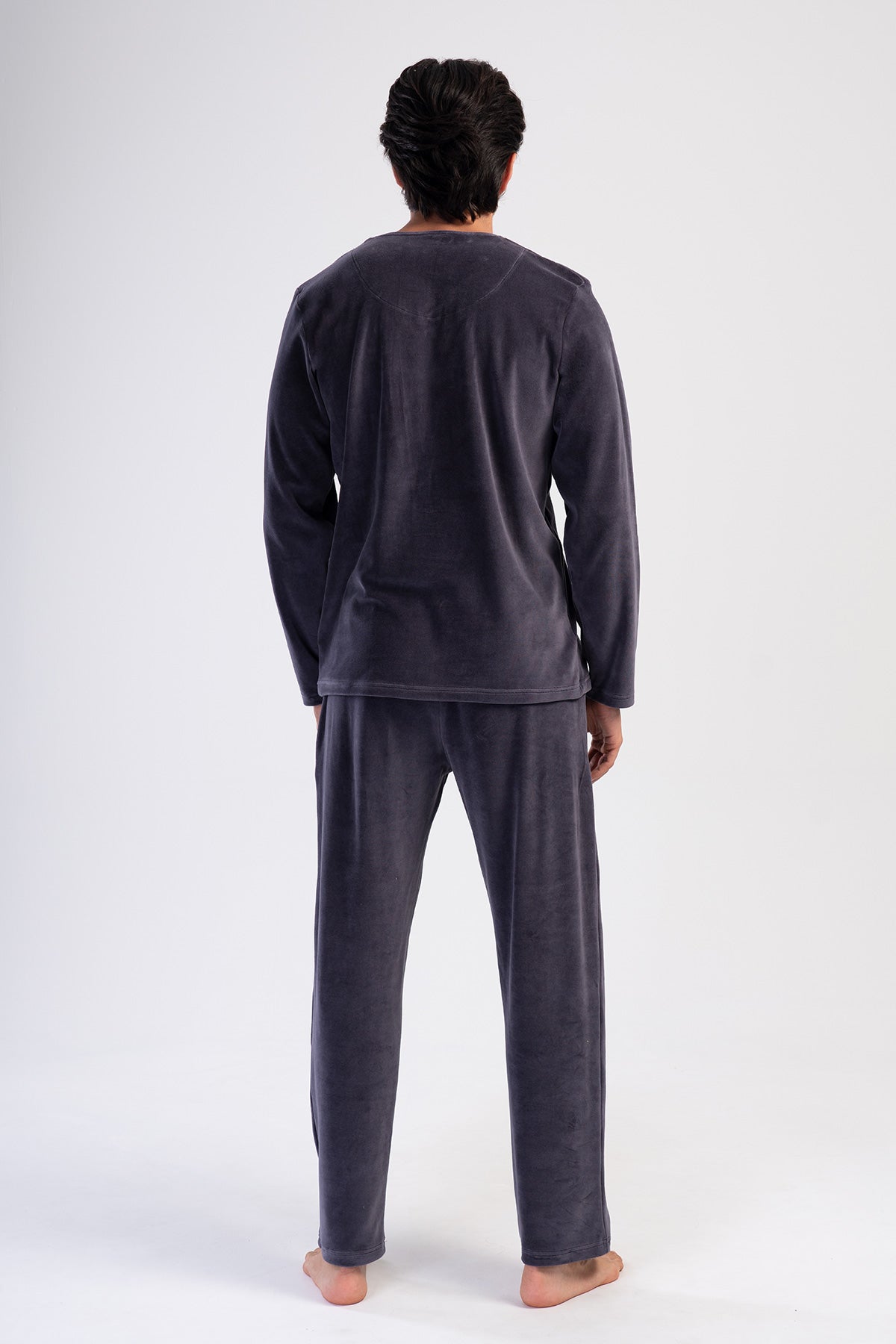 CEPLI ERKEK KADIFE O YAKA UZUN KOL PIJAMA TAKIM