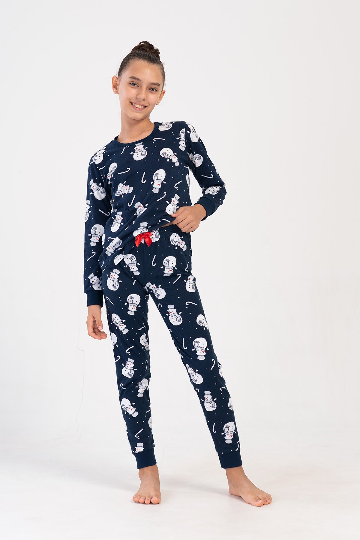 KIZ COCUK LYC SUPREM O YAKA UZUN KOL MANSETLI FIYONKLU TAYT PIJAMA TAKIM(7-8/13-14)