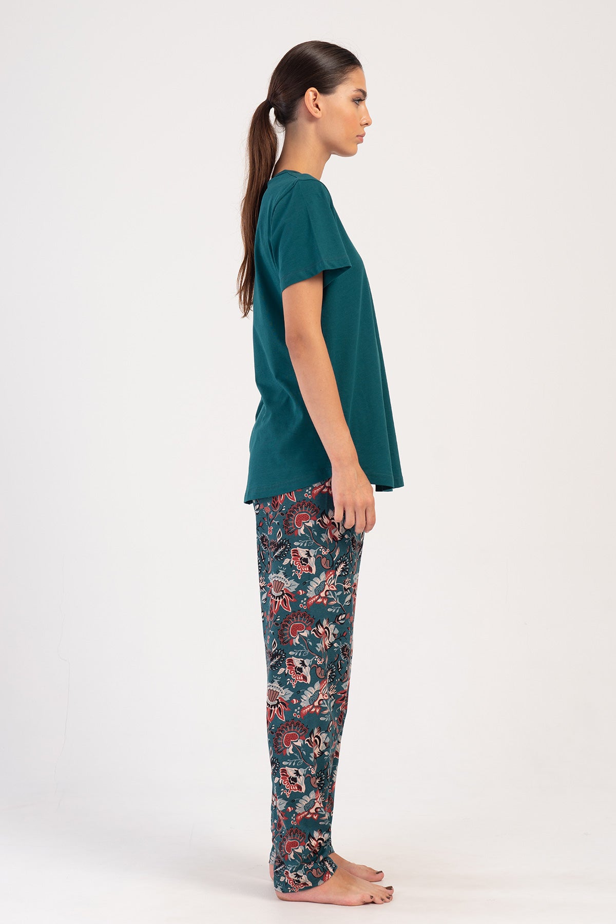 KADIN P.SUPREM BATTAL XXL O YAKA KISA KOL ETEGI OVAL PIJAMA TAKIM