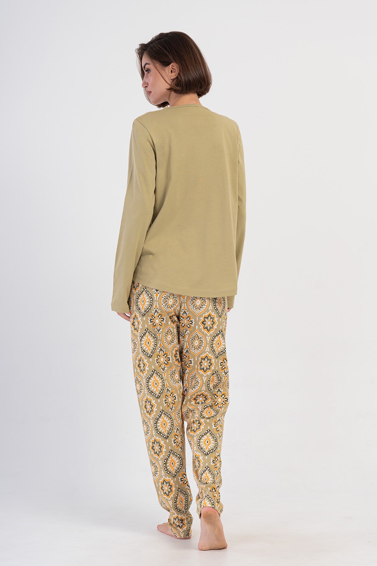 KADIN P.SUPREM XXL O YAKA UZUN KOL ETEGI OVAL PIJAMA TAKIM