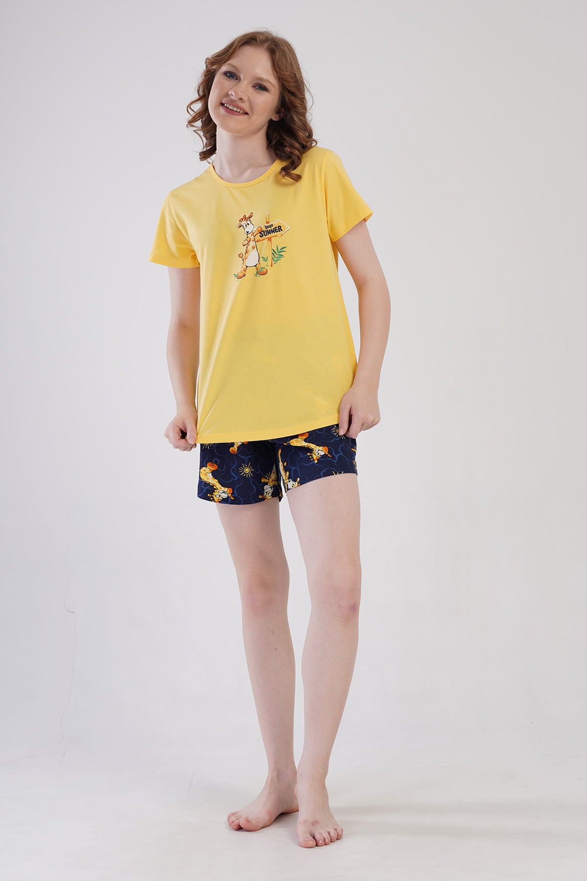 KADIN P.SUPREM O YAKA KISA KOL ETEGI OVAL SORT TAKIM