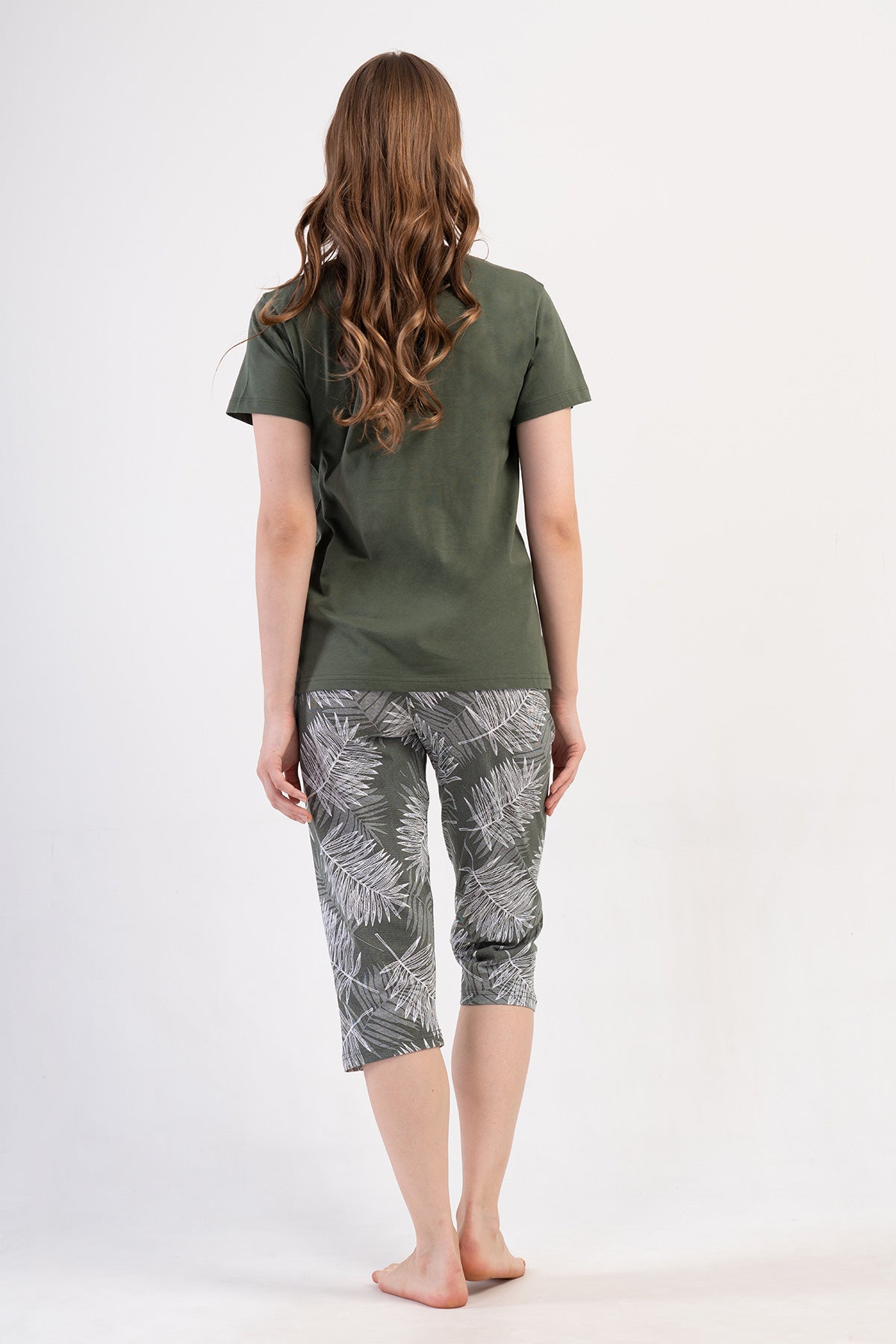 Woman Supreme Cena Buttoned Capri Set