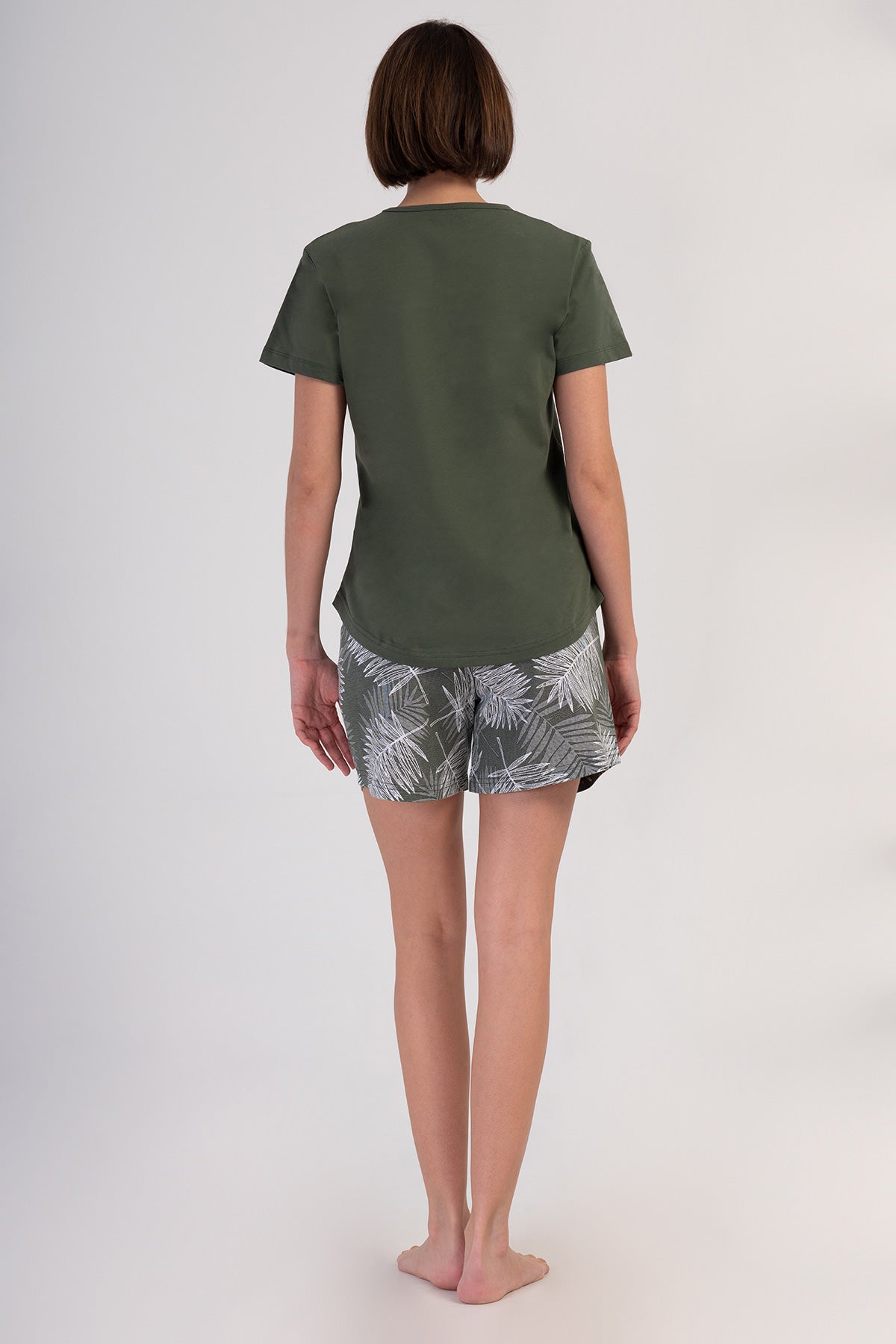 KADIN P.SUPREM O YAKA KISA KOL ETEGI OVAL SORT TAKIM