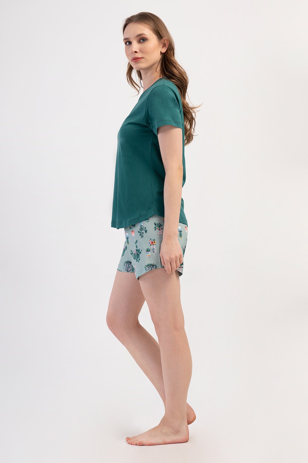 KADIN P.SUPREM O YAKA KISA KOL ETEGI OVAL SORT TAKIM