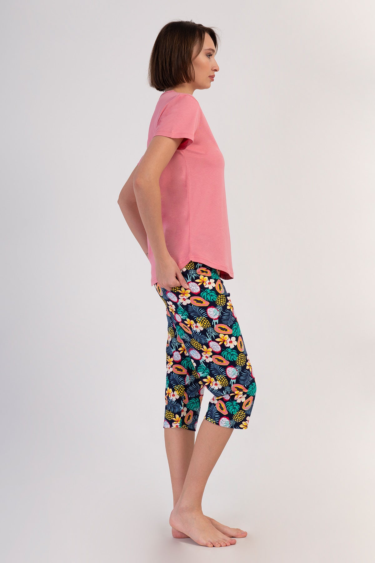 Woman Supreme Sola Capri Set