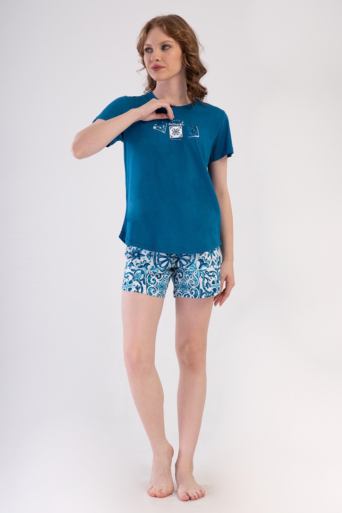 KADIN P.SUPREM O YAKA KISA KOL ETEGI OVAL SORT TAKIM