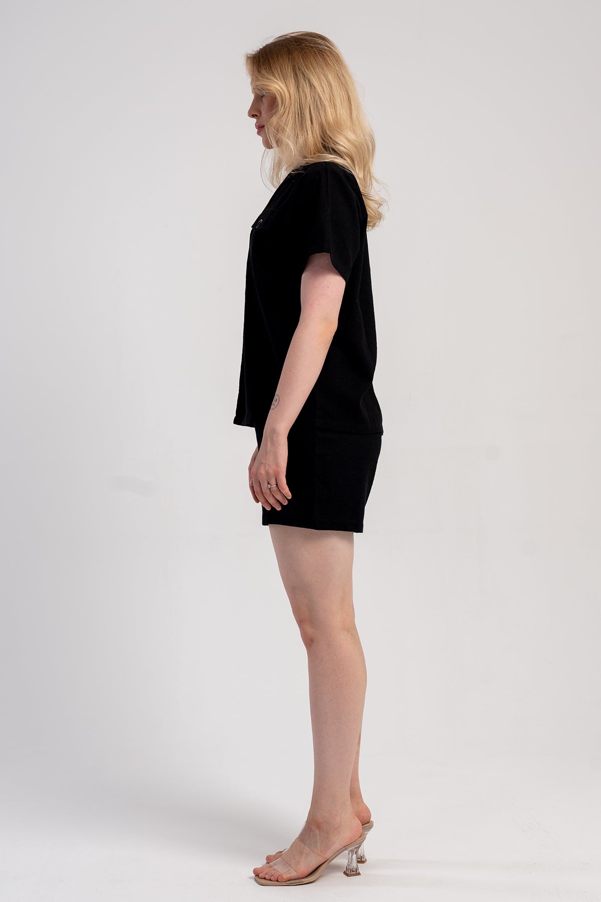 KADIN KIBRIS KISA KOL CEKET YAKA GOGSU TEK CEPLI CEKET CEPLI SORT TAKIM