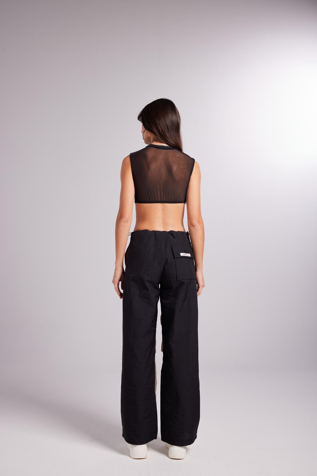 Büzgü Detaylı Tül Buterfly Bluz Siyah