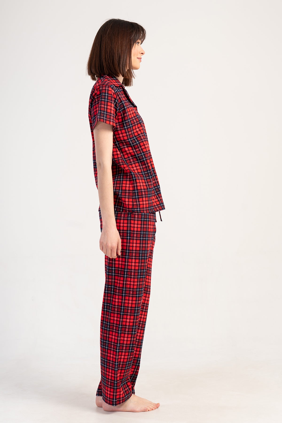 KADIN P.SUPREM GOMLEK YAKA TAMAMI DUGMELI KISA KOL ETEGI OVAL CEPLI PIJAMA TAKIM