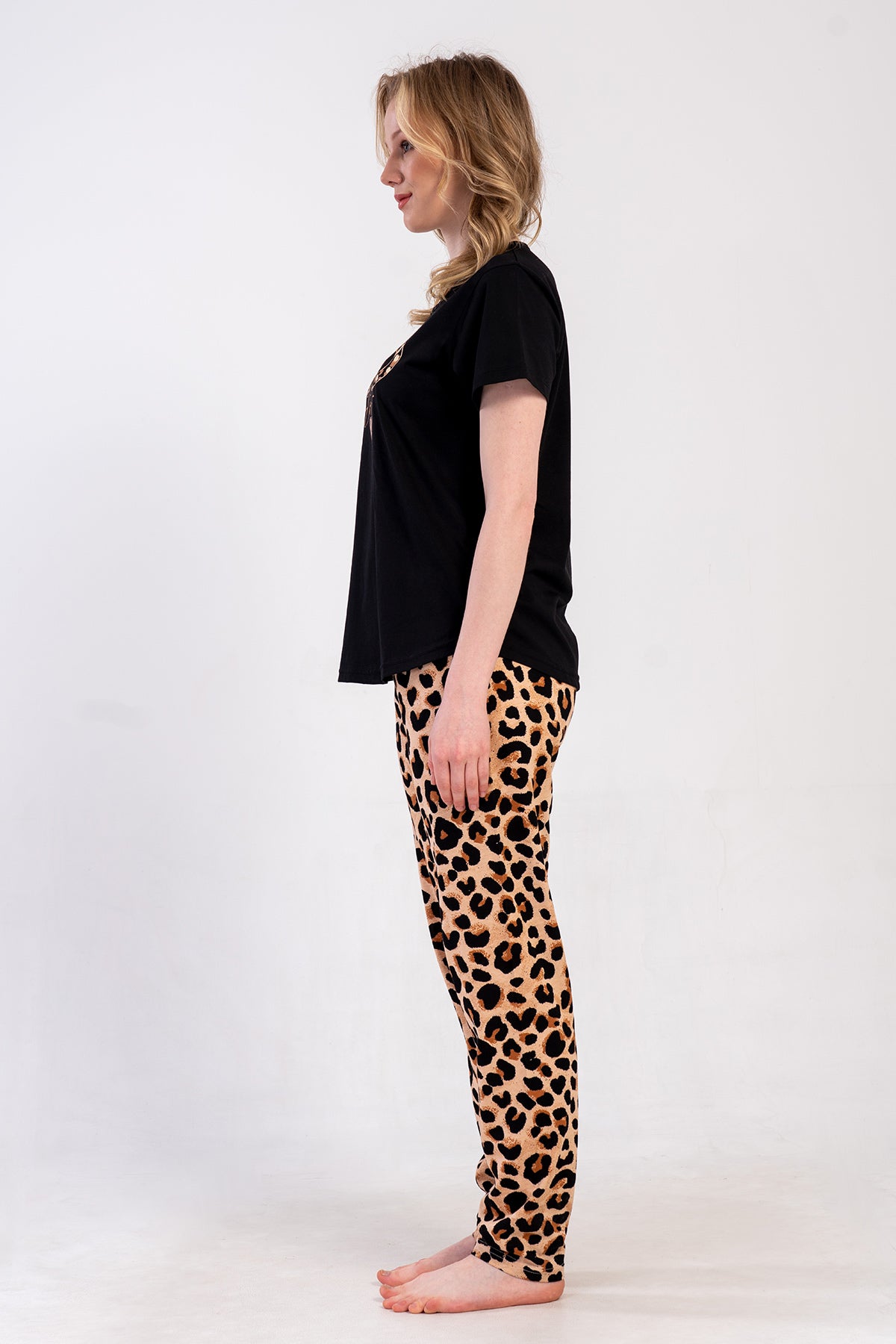 KADIN P.SUPREM BATTAL XXL O YAKA KISA KOL ETEGI OVAL PIJAMA TAKIM