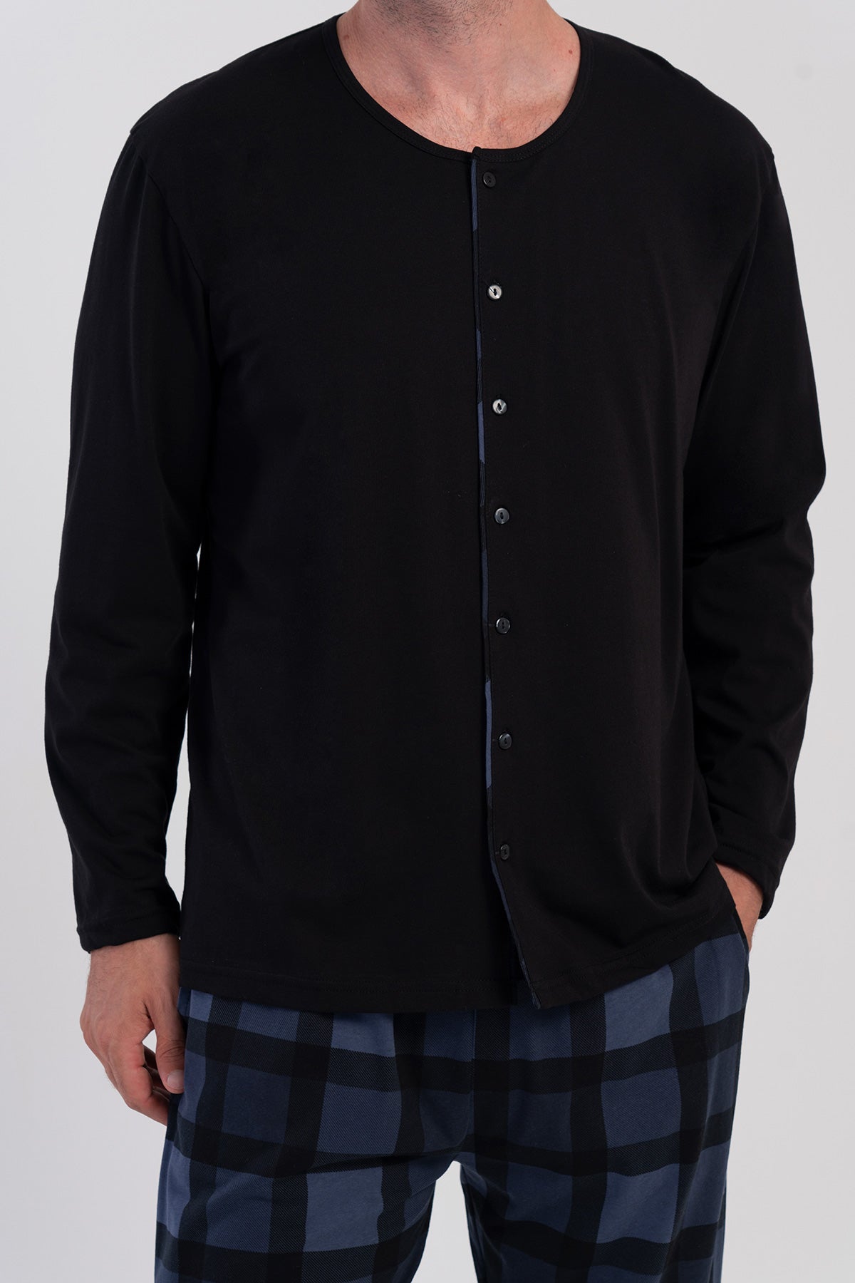 CEPLI ERKEK P.SUPREM TAMAMI DUGMELI UZUN KOL PIJAMA TAKIM