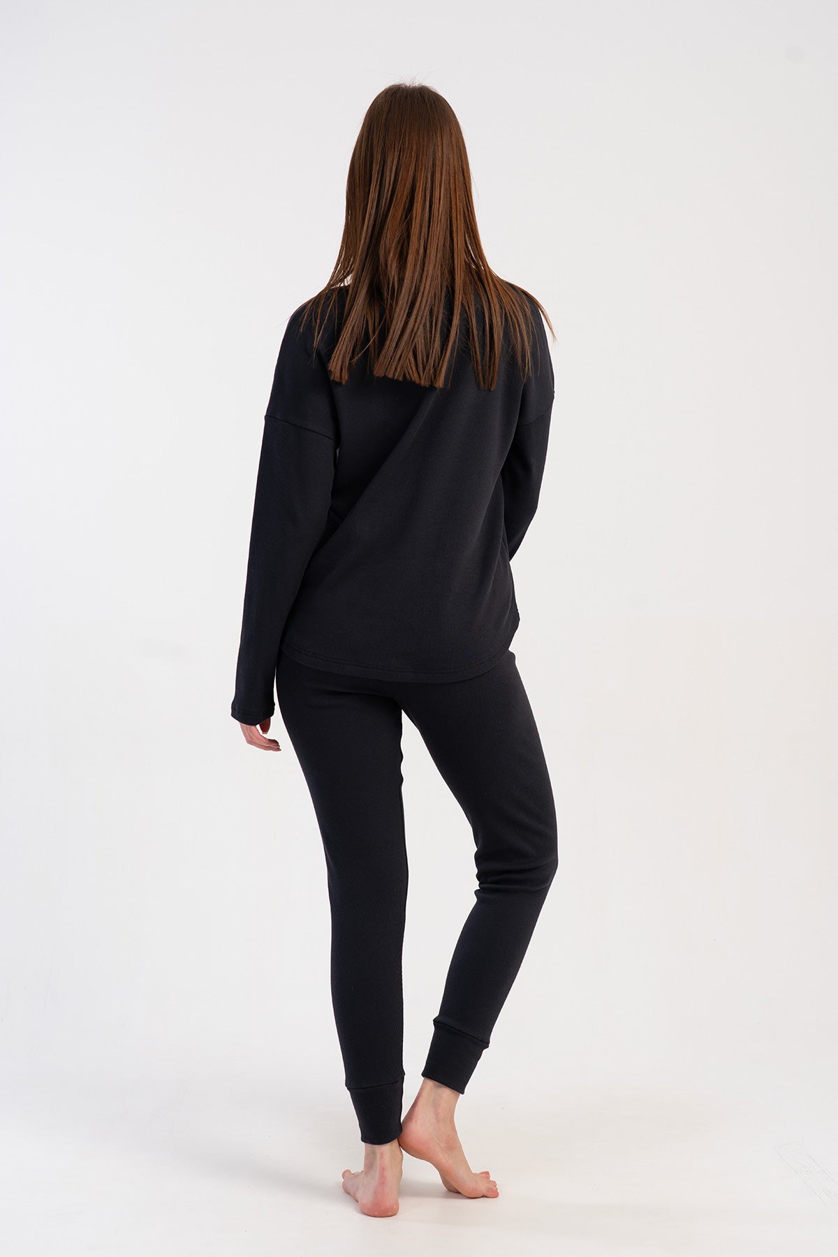 KADIN KASKORSE UZUN KOL UZUN PACA PACA MANSETLI PIJAMA TAKIM