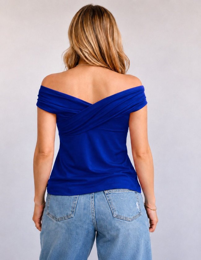 Women's Madonna Collar Gathered Detail Sandy Blouse