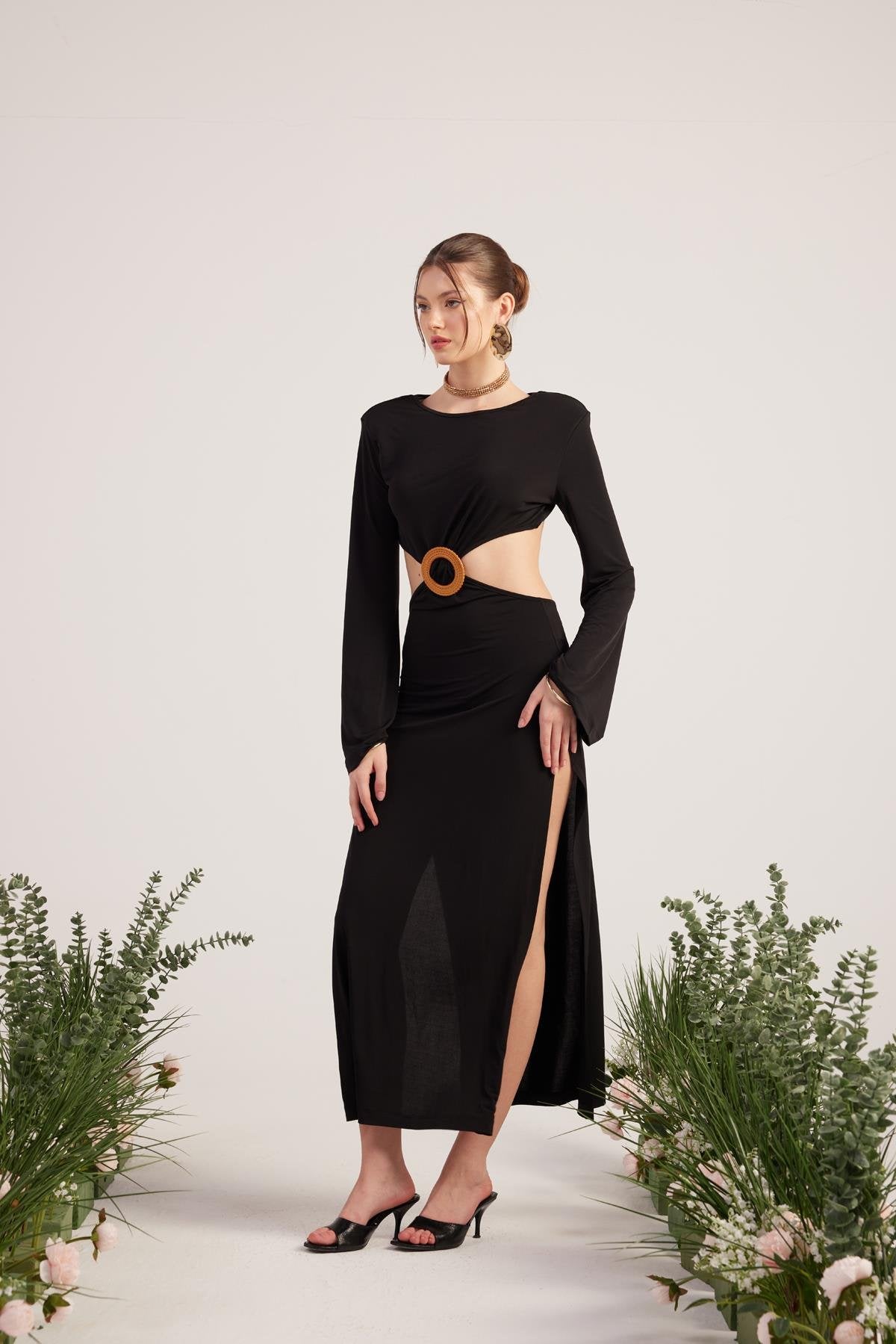 Esnek Kumaş Sırt Dekolteli Uzun Cameron Elbise Siyah