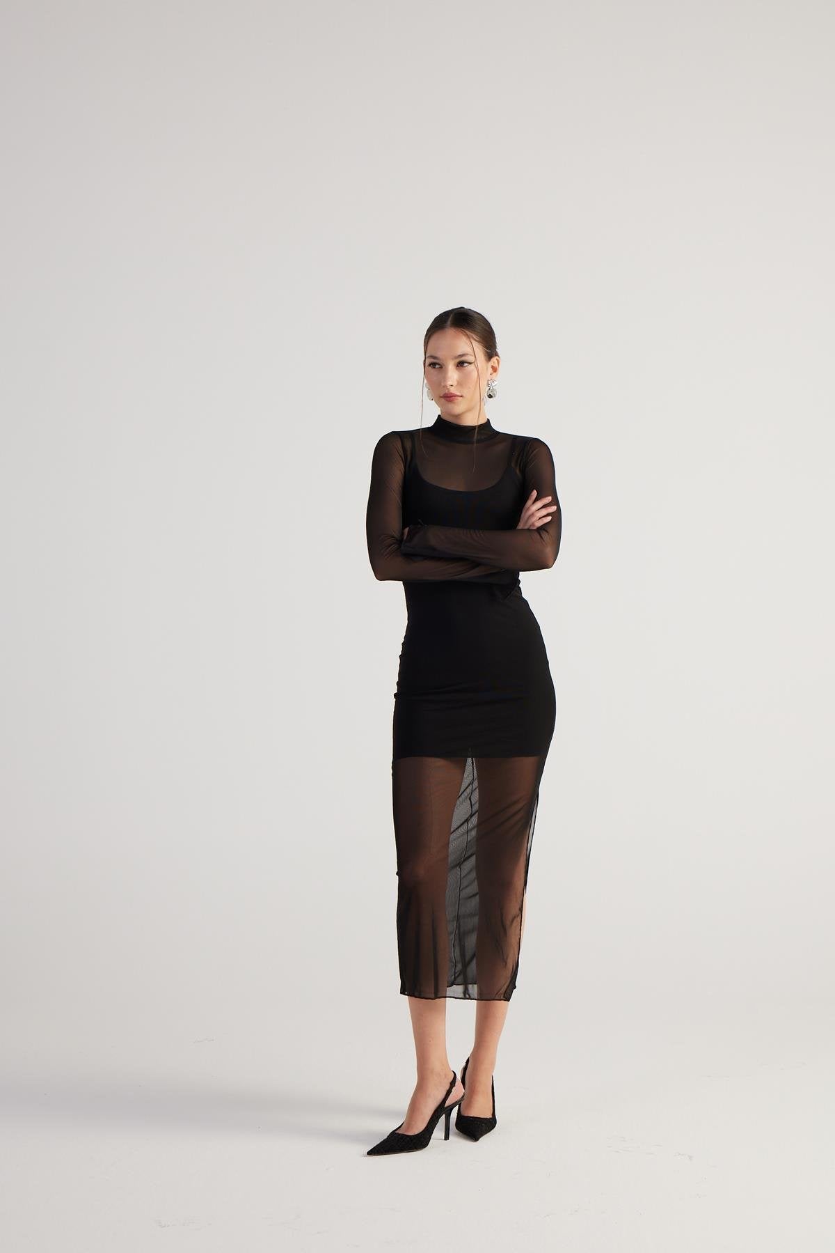 Astarlı Yarım Balıkçı Tül Kamille Elbise Siyah