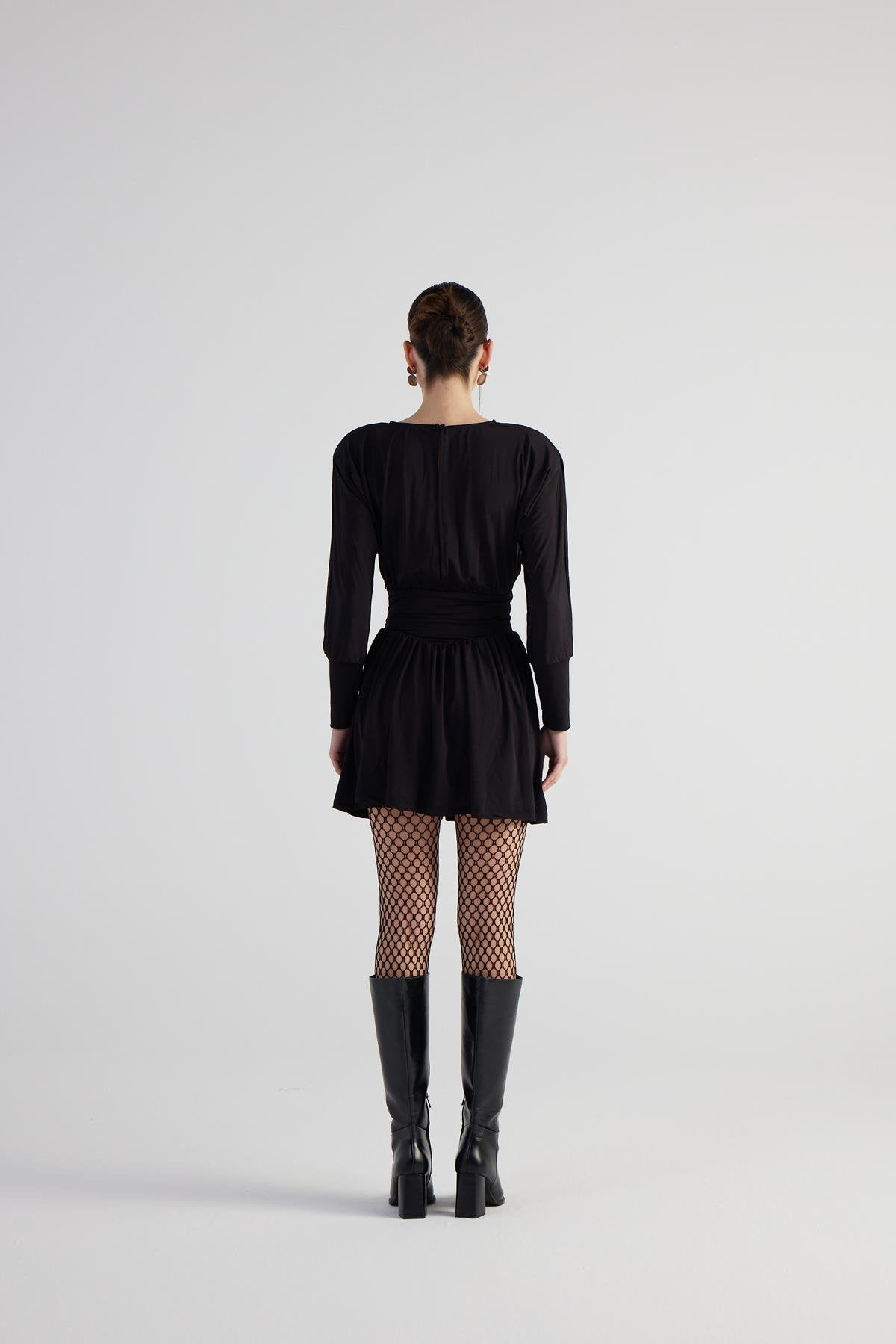 Beli Korse Görünümlü Vatkalı Mini Jade Elbise Siyah