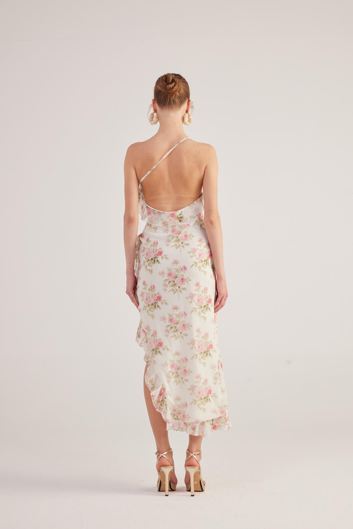 Tek Omuzlu Fırfır Detaylı Şifon Amorous Elbise Ekru