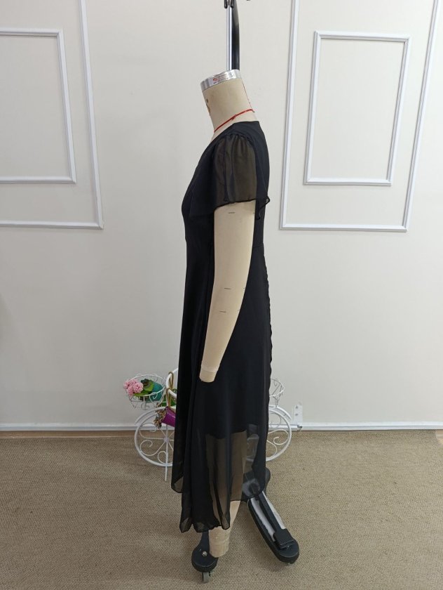 Women's Short Sleeve V-Neck Midi Lined Chiffon Dress