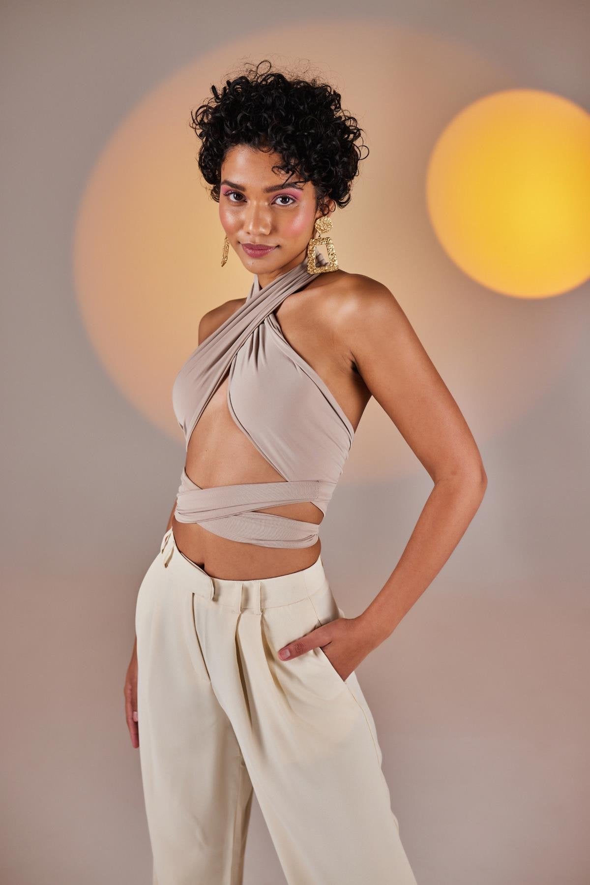 Crop Model Wrap Top Bej Bej M