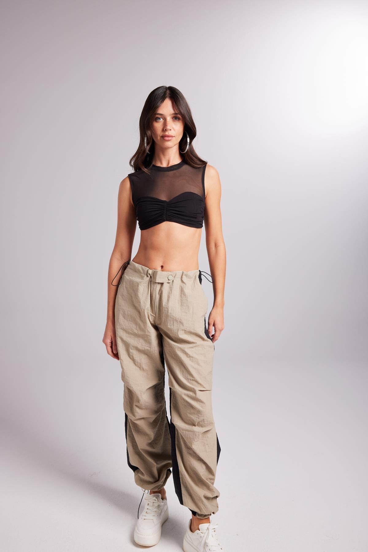 Büzgü Detaylı Tül Buterfly Bluz Siyah