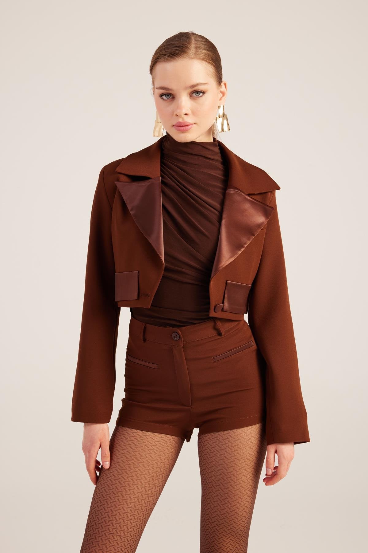 Yüksek Bel Fermuarlı Mini Bailey Şort Kahve