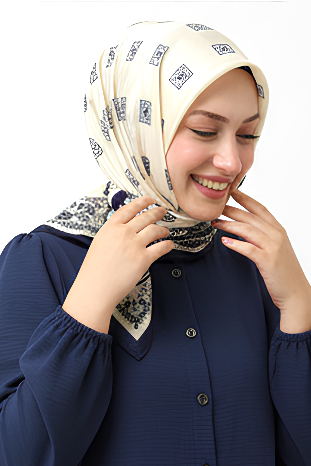 DESENLİ KRİSTAL EŞARP