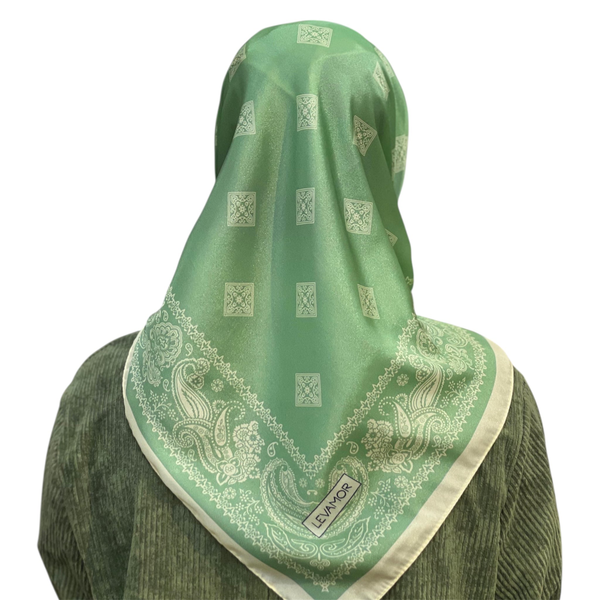 DESENLİ KRİSTAL EŞARP