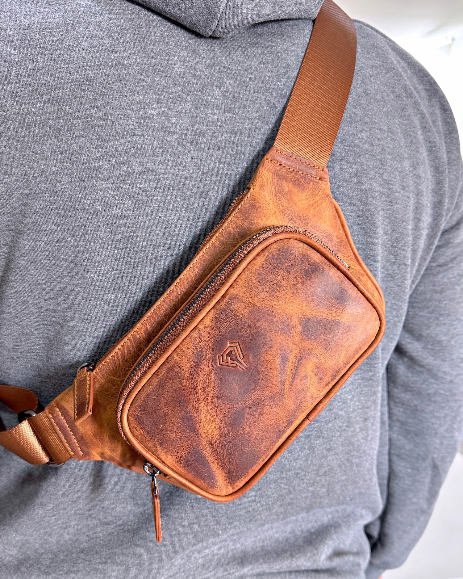 Hakiki Deri Çapraz Çanta – Fındık Crossbody Model | 2085