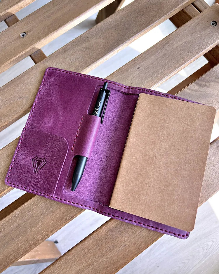 Defter Kılıfı – Mor Renk Hakiki Deri, Kapaklı Model | 2051
