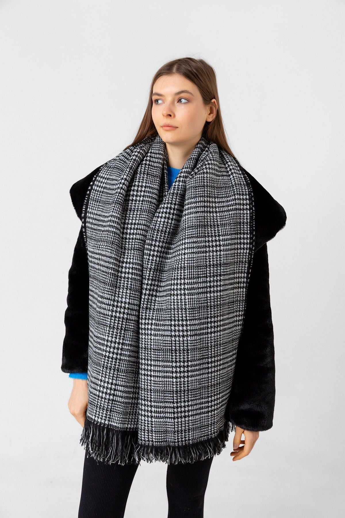 Kışlık Trend Siyah Ekose Desenli Atkı - Şıklık Ve Sıcaklık Için Tasarlandı Sal1212