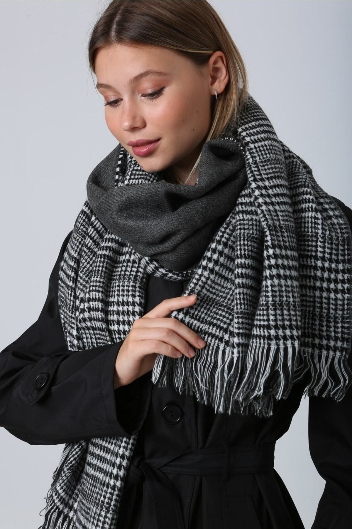 Kışlık Trend Antrasit Ekose Desenli Atkı - Şıklık Ve Sıcaklık Için Tasarlandı Sal1212
