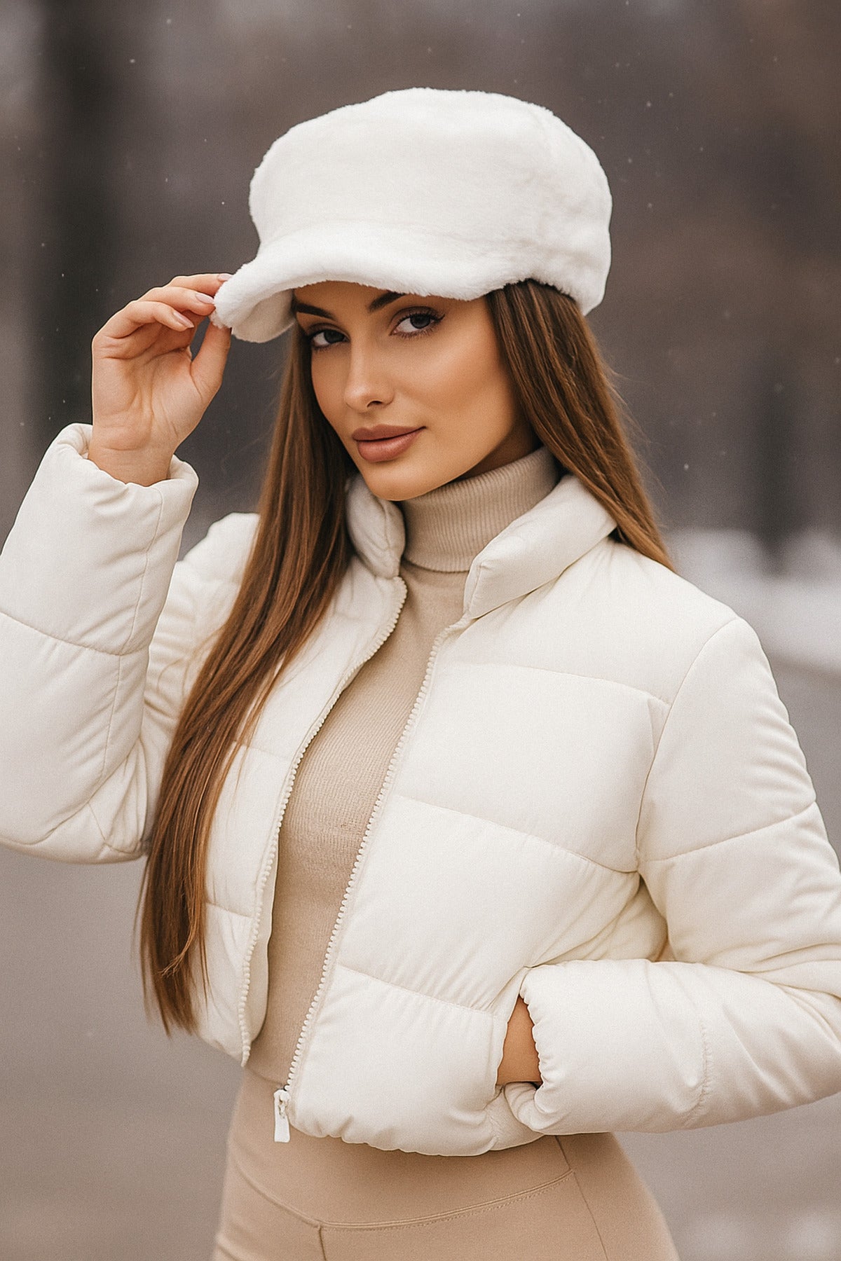 Ekru Kalın Tüylü Kışlık Şapka Sıcak Tutan Pofuduk Kürk Dokulu Aksesuar Spk1128