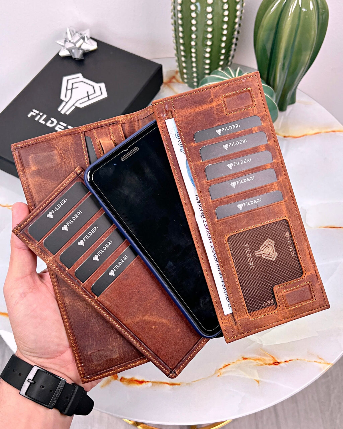 Telefon Bölmeli Cüzdan – Fındık Renk, Mıknatıslı Hakiki Deri | 2047