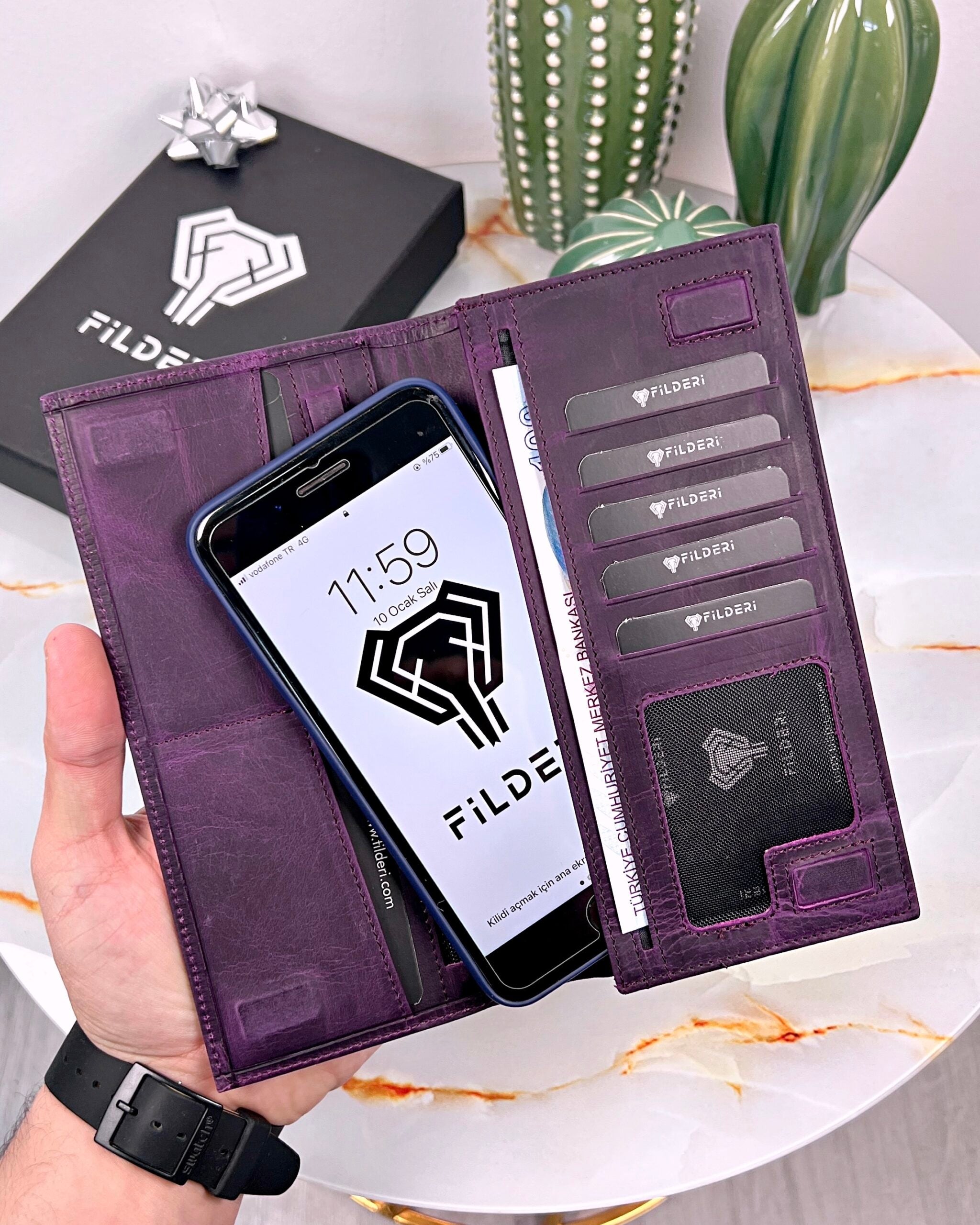 Telefon Bölmeli Kadın Cüzdan – Mürdüm Renk, Mıknatıslı Hakiki Deri | 2047