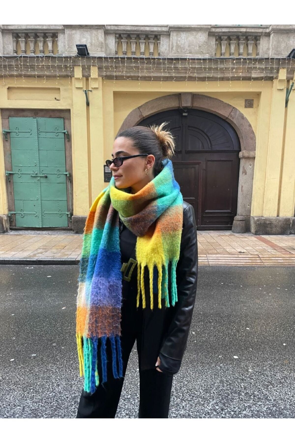 Renkli Ekose Desenli Tüylü Örgü Atkı - Mavi Yeşil Sarı Turuncu Kareli Püsküllü Sal1256