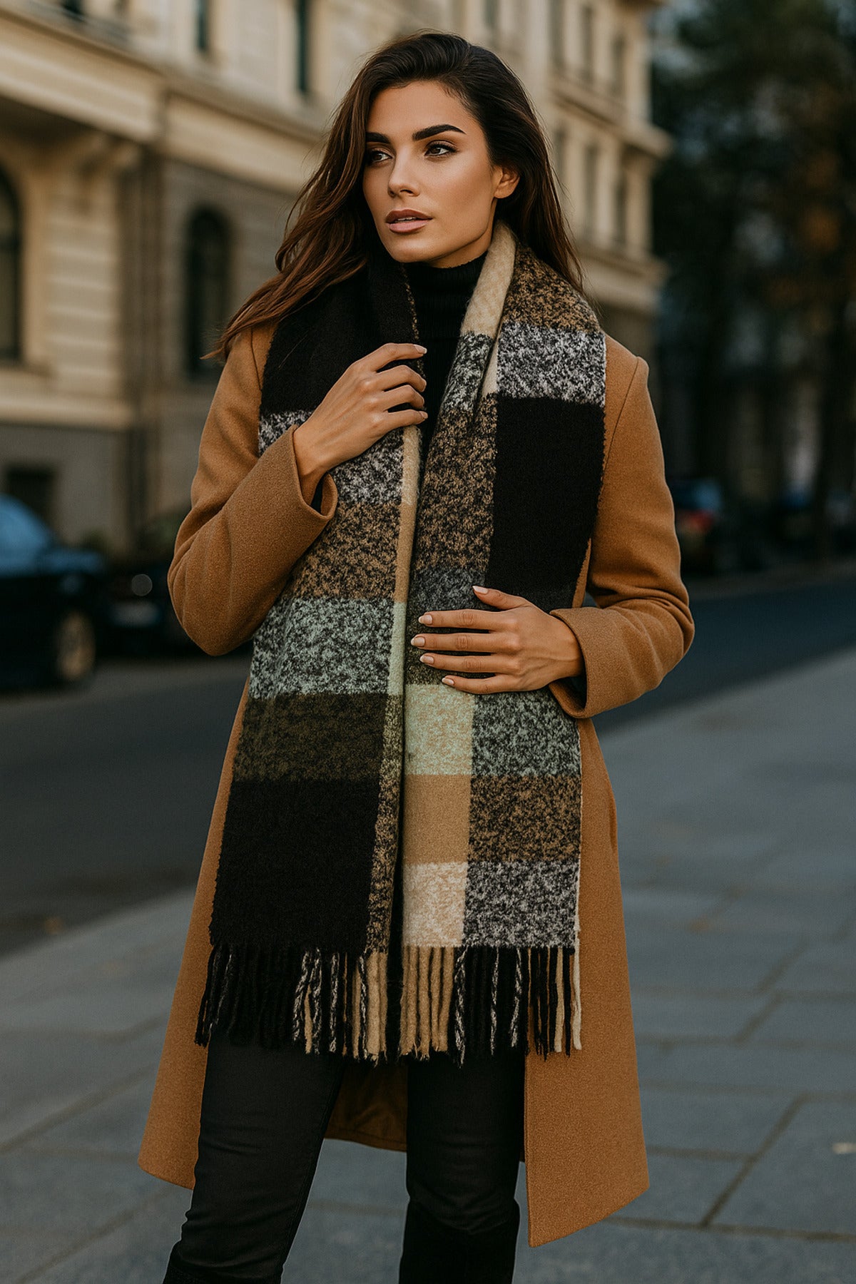 Siyah Kare Desenli Püsküllü Kalın Sıcak Tutan Şık Kışlık Atkı Sal1292