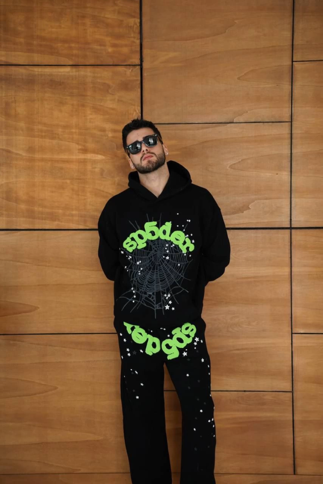 Erkek Kapüşonlu Eşofman Takım Örümcek Ağı Ve Neon Yeşil Baskılı Kanguru Cepli Oversize Rahat Kalıp, Premium Üç İplik Kumaş - Siyah