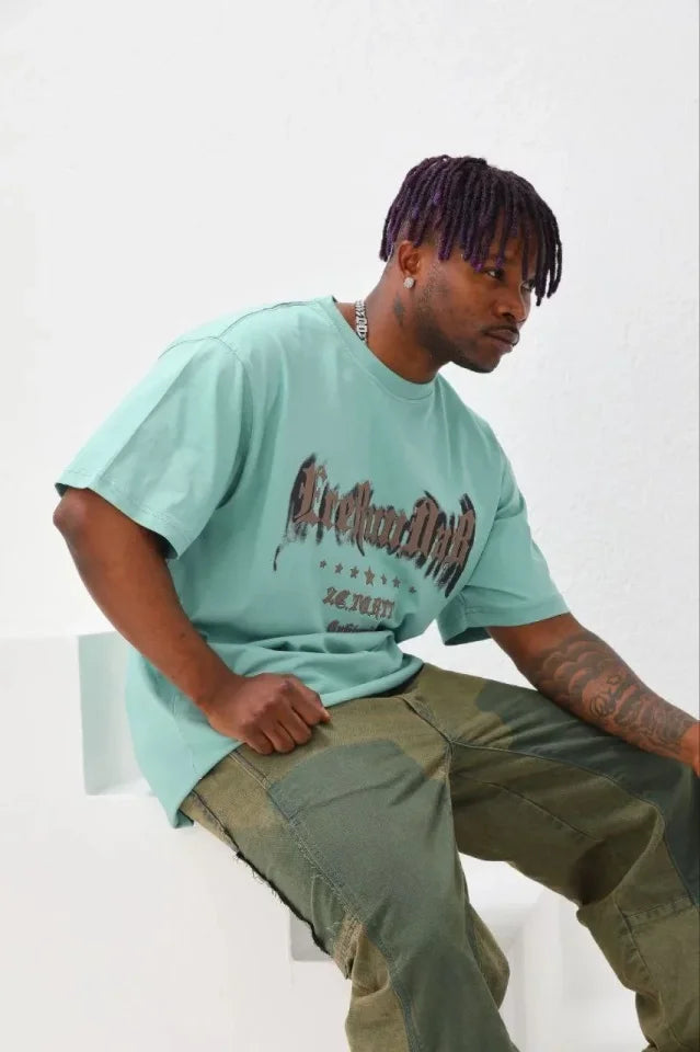 Men's Printed T-Shirt Short Sleeve Crew Neck Regular Fit Comfortable Cut Casual Shirt - Mint Green