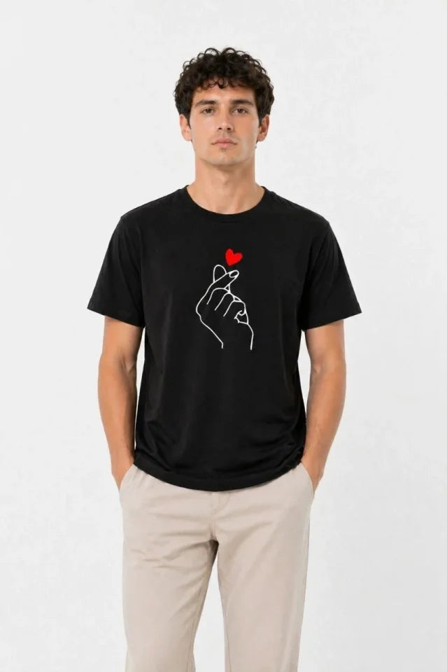Men's Korean Finger Heart Love Themed Minimal Printed Short Sleeve Summer T-Shirt - Black