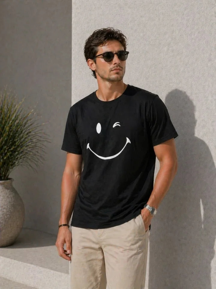 Erkek Minimal Gülümseyen Yüz Baskılı Tişört Kısa Kol Yazlık T-Shirt - Siyah