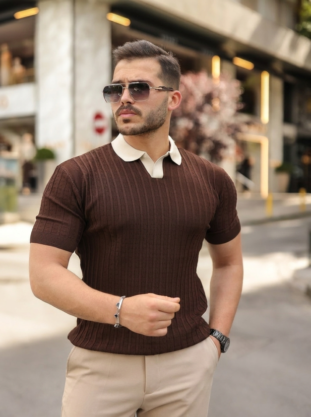 Erkek Yaka Detaylı Desen Dokulu Triko Tişört