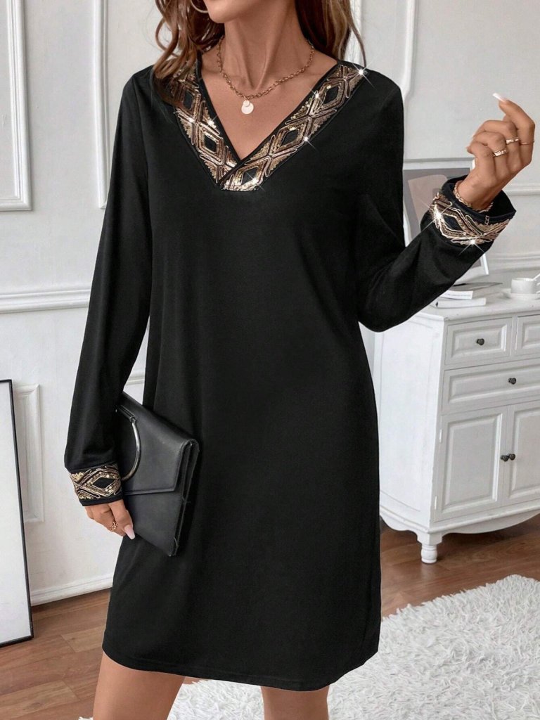 Kadın Uzun Kollu V Yakalı Pulpayet Detaylı Mini Ithal Krep Elbise