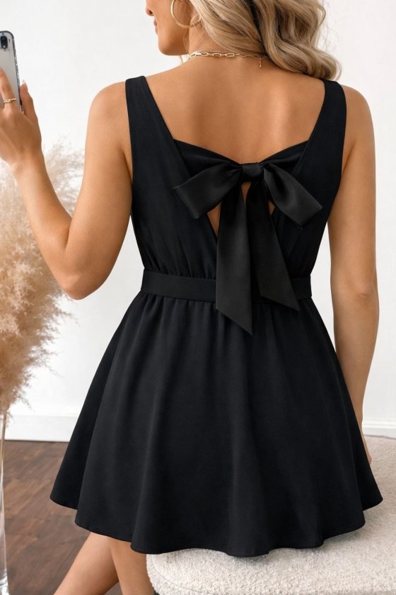 Women's Sleeveless Wrap Collar Back Bow Detailed Short Ruffled Crepe Dress