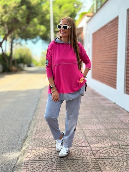 Women's Pink Hooded Two-Piece Set with Skirt Hem Detail and Reverse Stitch Patch