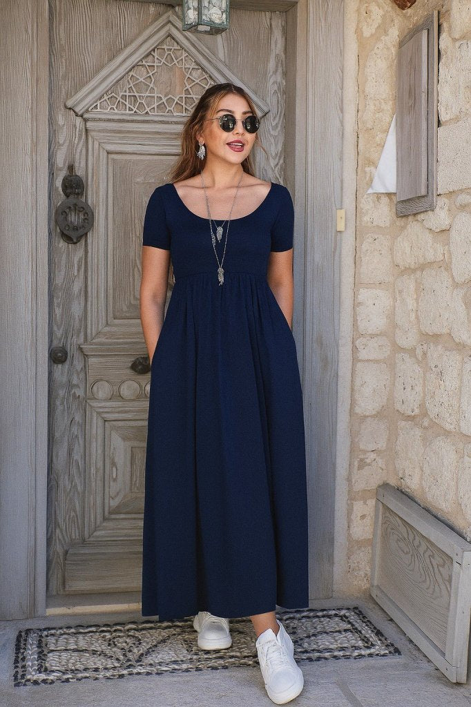 Women's Short Sleeve Round Neck Front Slit Pocket Viscose Long Dress
